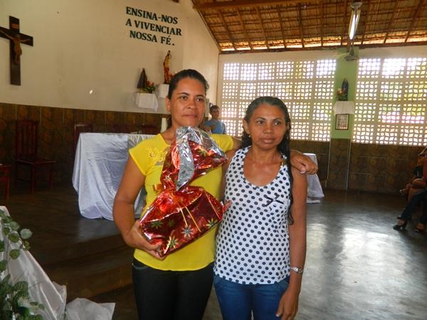 Escola Constância Rosa em  Mocambinho realizou festa em homenagem ao Dia das Mães - Imagem 17