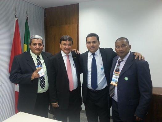 Prefeito Zé Resende visita gabinetes dos parlamentares piauiense em busca de recursos para Boa Hora  - Imagem 3