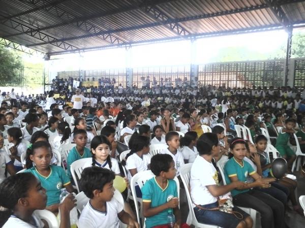 Caminhada reúne sociedade contra exploração sexual a crianças e adolescentes - Imagem 15