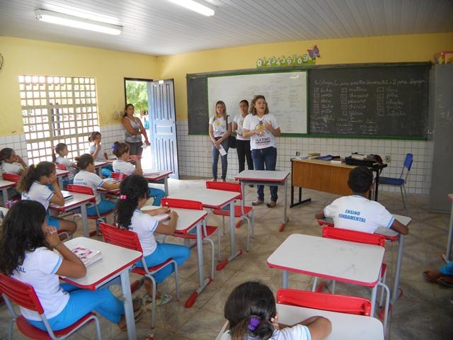 CREAS realiza trabalho de divulgação contra Exploração Sexual de Crianças e Adolescentes em Esperantina