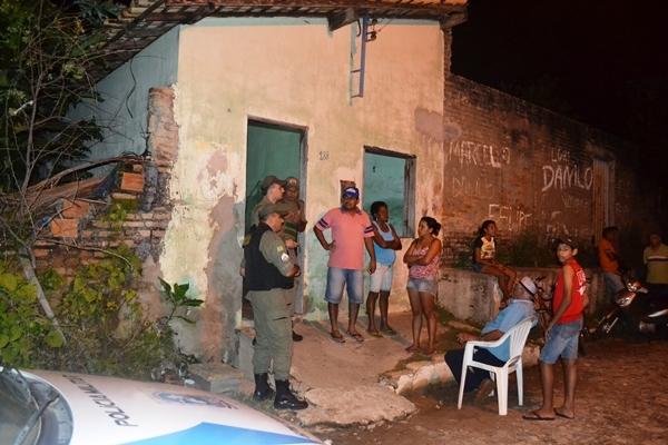 Homem é executado com cinco tiros dentro de sua própria casa - Imagem 1