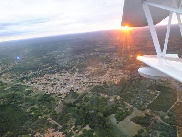Veja, em primeira mão, fotos aéreas do belíssimo espaço urbano do município de Dom Expedito Lopes “com um lindo pôr do sol” - Imagem 38