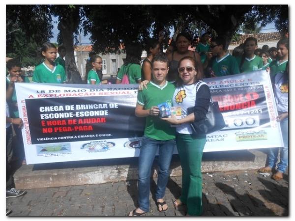 Caminhada em Prol o dia 18 de Maio, dia de Combate ao Abuso e a Exploração Sexual de Crianças e Adolescentes - Imagem 46
