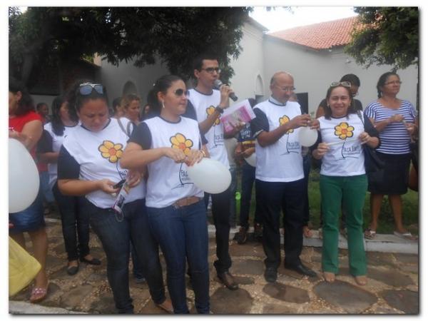 Caminhada em Prol o dia 18 de Maio, dia de Combate ao Abuso e a Exploração Sexual de Crianças e Adolescentes - Imagem 42