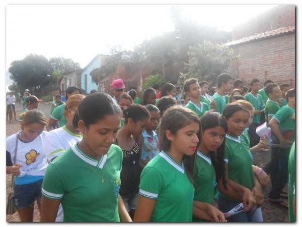 Caminhada em Prol o dia 18 de Maio, dia de Combate ao Abuso e a Exploração Sexual de Crianças e Adolescentes - Imagem 15