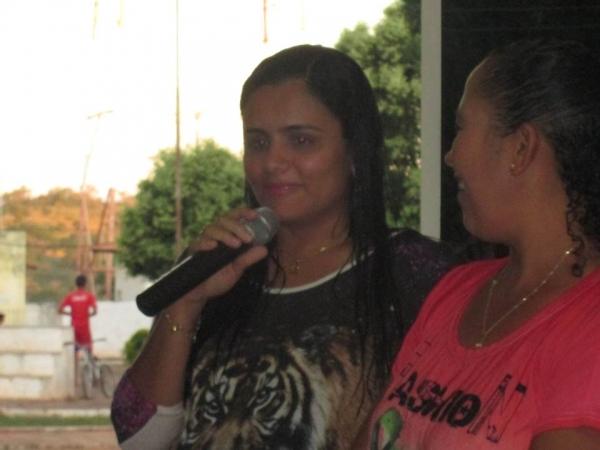 A secretaria de Saúde realizou nessa sexta homenagem as funcionárias que são mães - Imagem 25