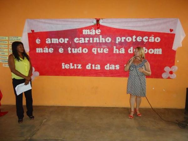 Escola Municipal 13 de Maio Homenageou as Mães pela passagem de seu Dia - Imagem 6