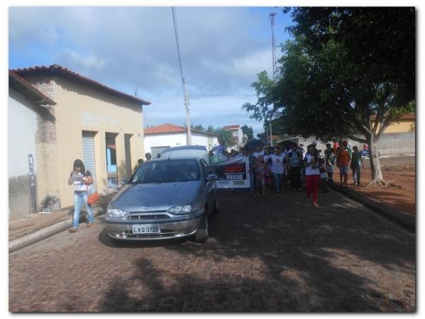 Caminhada em Prol o dia 18 de Maio, dia de Combate ao Abuso e a Exploração Sexual de Crianças e Adolescentes - Imagem 6