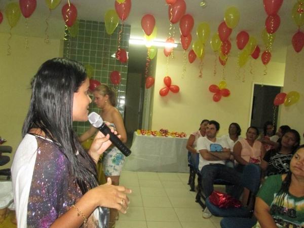 A secretaria de Saúde realizou nessa sexta homenagem as funcionárias que são mães - Imagem 18