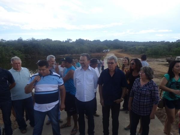 Jatobá do Piauí: População faz festa para inauguração de obra esperada há anos - Imagem 3