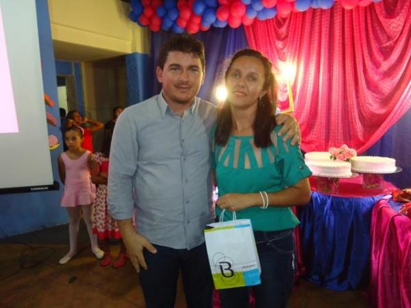 Anexo Santa Catarina realizou Festa Para as Mães - Imagem 68