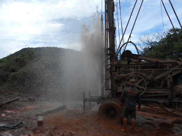 Poços são perfurados no município de Santa Rosa do Piauí