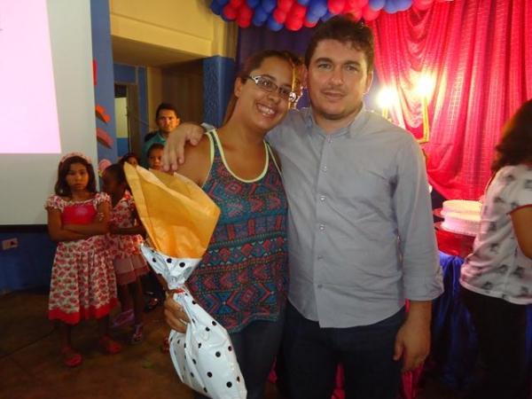 Anexo Santa Catarina realizou Festa Para as Mães - Imagem 56