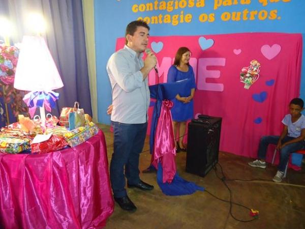 Anexo Santa Catarina realizou Festa Para as Mães - Imagem 87