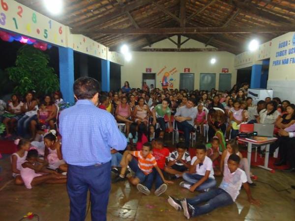 Anexo Santa Catarina realizou Festa Para as Mães - Imagem 79