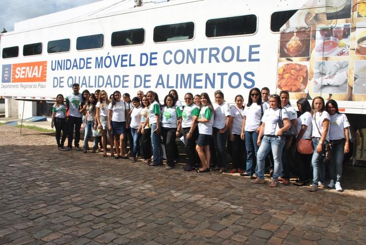 Alunos do Pronatec prestigiaram a presidente Dilma na visita ao Piauí