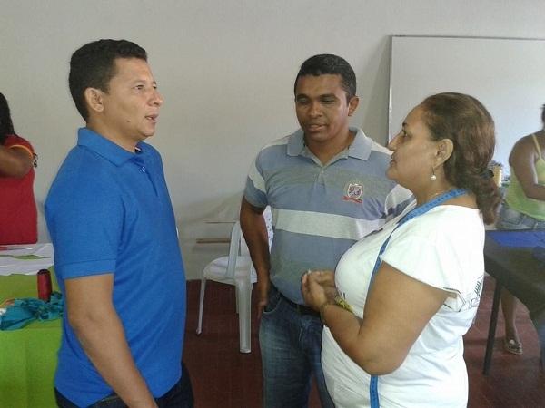 Prefeito Manin Geronço e Vice-Prefeito Raimundo do PT visitam cursistas no CRAS - Imagem 3