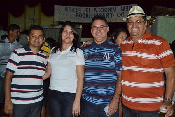 Prefeita Paula Araujo e equipe prestigiaram a 13ª Festa do Trabalhador - Imagem 6