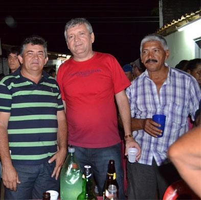 Prefeita Paula Araujo e equipe prestigiaram a 13ª Festa do Trabalhador - Imagem 10