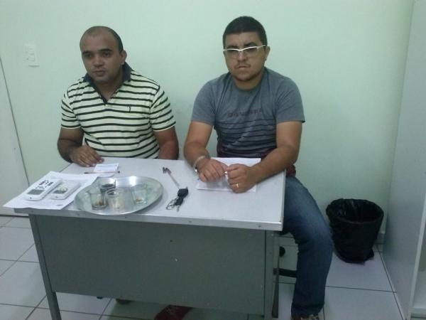 Prefeito Manoel Dedé disponibiliza nova Ambulância para a população - Imagem 1