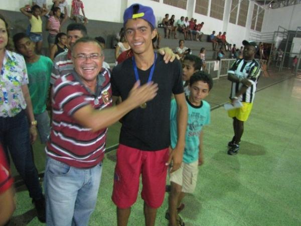 Dia 1º de maio em Miguel Alves - Imagem 13