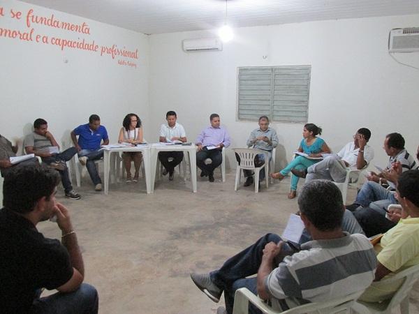 Manin Geronço promove reunião com seu secretariado 