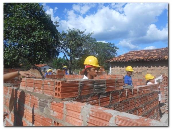 Prefeitura Municipal de Inhuma e ADM em parceria com a Secretaria Estadual de Empreendedorismo beneficiam inhumenses com Curso de Pedreiro  - Imagem 12