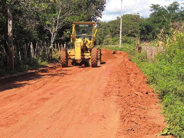 Prefeitura reforma estrada da Lagoa do Sucuruju - Imagem 1