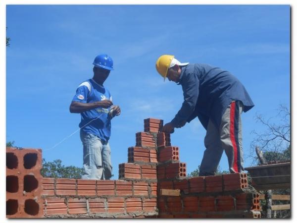 Prefeitura Municipal de Inhuma e ADM em parceria com a Secretaria Estadual de Empreendedorismo beneficiam inhumenses com Curso de Pedreiro  - Imagem 17