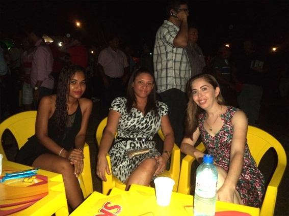 Vaquejada e muito forró garantiu a noite de encerramento nos festejos de São Félix - Imagem 13