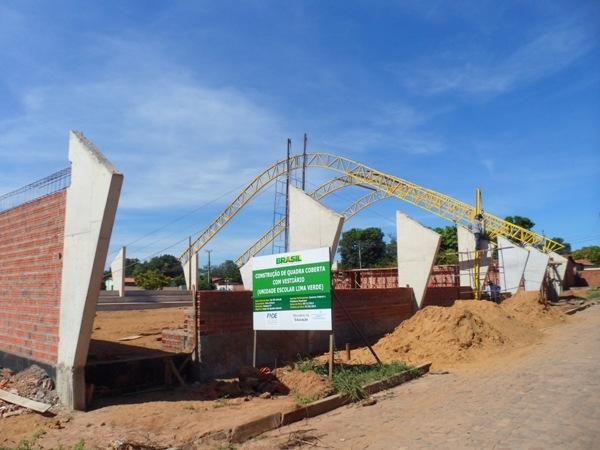 Construção da Quadra Coberta com Vestuário no Bairro Vale Verde está em ritmo acelerado - Imagem 8