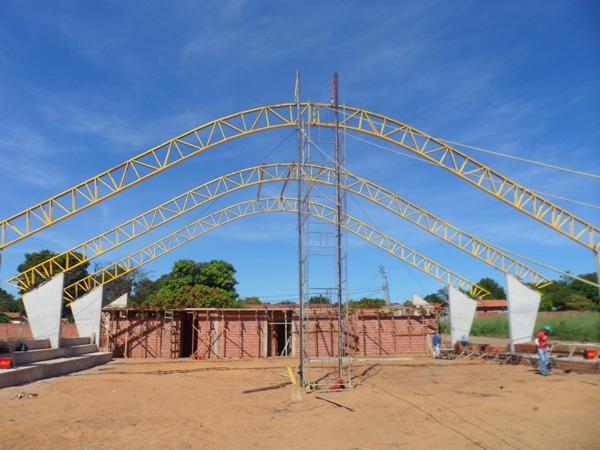 Construção da Quadra Coberta com Vestuário no Bairro Vale Verde está em ritmo acelerado