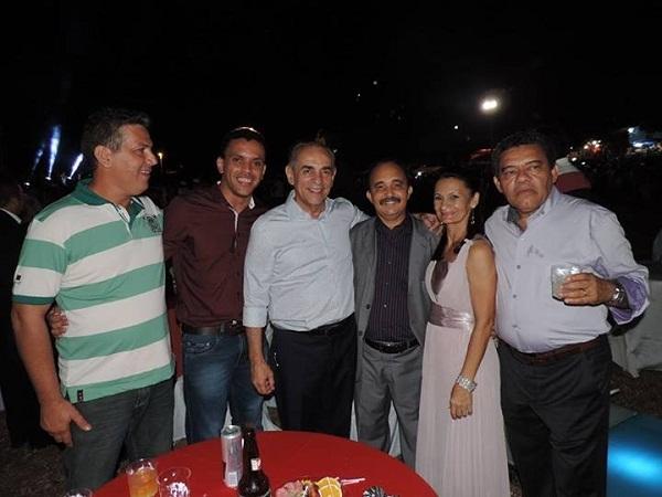 Casamento de Evandro Abreu é festejado em grande estilo - Imagem 2