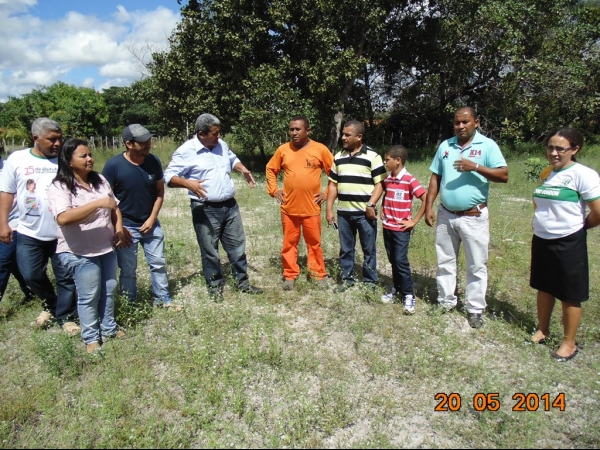 Prefeito Zé Resende visita local de mais um ginásio e assina ordem de serviço - Imagem 17