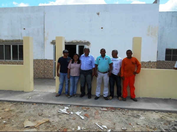 Prefeito visita a obra de ampliação da Unidade de Saúde da Lagoa Seca dos Hilários - Imagem 1