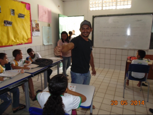 Prefeito Zé Resende visita local de mais um ginásio e assina ordem de serviço - Imagem 11