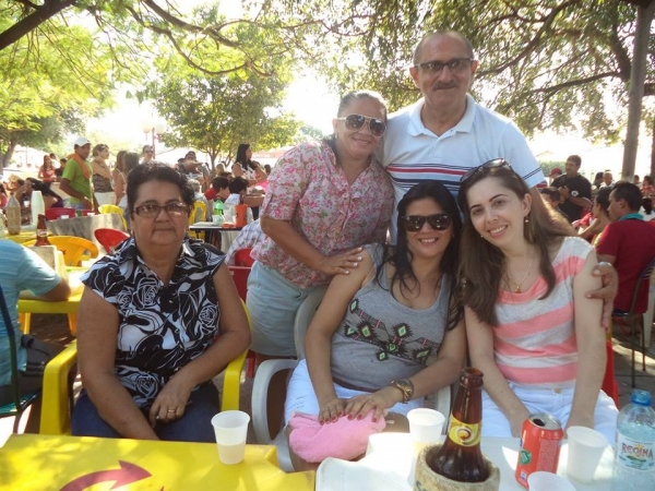 Paróquia de São Félix de Cantalice realizou o tradicional leilão do festejo - Imagem 1