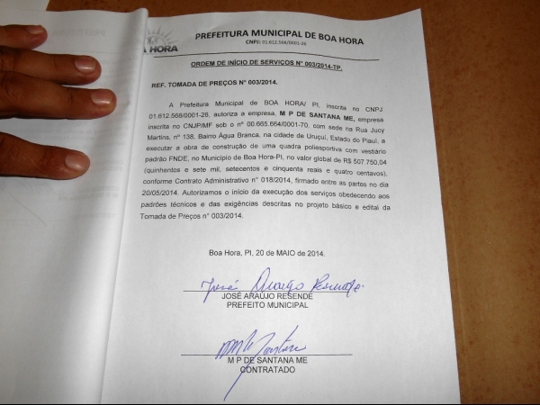 Prefeito Zé Resende visita local de mais um ginásio e assina ordem de serviço - Imagem 2