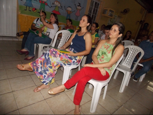 Secretaria de Saúde realiza a semana da Limpeza contra a Dengue - Imagem 3