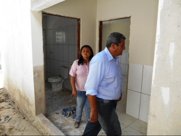 Prefeito visita a obra de ampliação da Unidade de Saúde da Lagoa Seca dos Hilários - Imagem 6