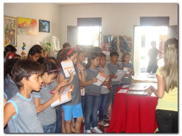 Nesta sexta-feira dia (23) terá apresentações culturais em frente o Centro Cultural Francelino de Sousa Araújo – 7ª Artes no Museu - Imagem 20