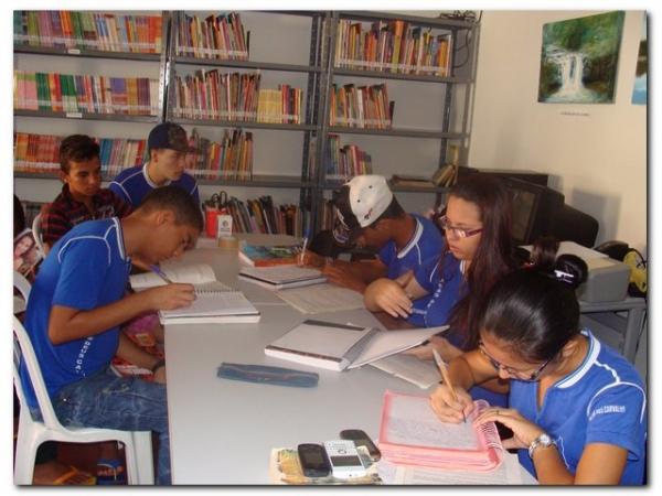 Nesta sexta-feira dia (23) terá apresentações culturais em frente o Centro Cultural Francelino de Sousa Araújo – 7ª Artes no Museu - Imagem 16