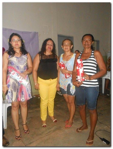 SEMTAC realiza jantar para as Mães do Centro de Convivência - Imagem 36