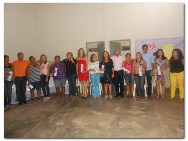 SEMTAC realiza jantar para as Mães do Centro de Convivência - Imagem 72