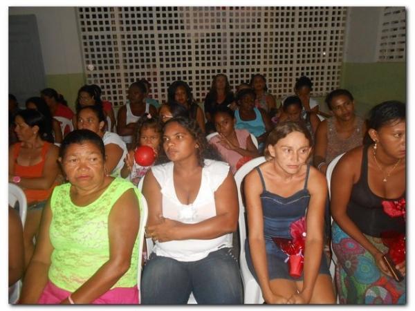 SEMTAC realiza jantar para as Mães do Centro de Convivência - Imagem 14