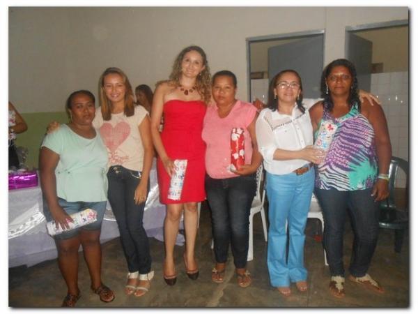 SEMTAC realiza jantar para as Mães do Centro de Convivência - Imagem 52