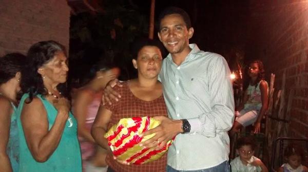 Paulo Lemos participa de festa em homenagem as mães - Imagem 2