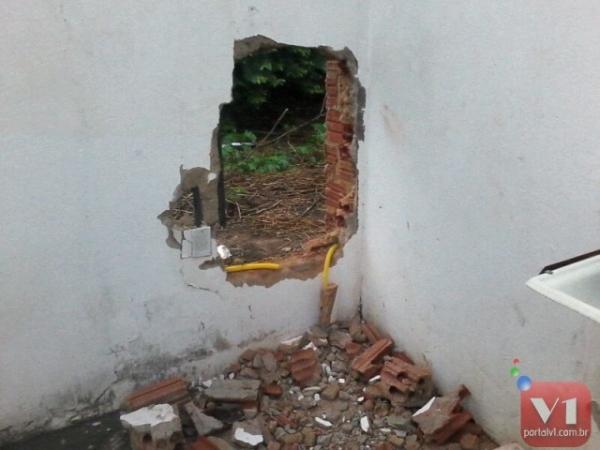 Bando tenta assaltar Banco do Brasil em Valença. Fotos - Imagem 3