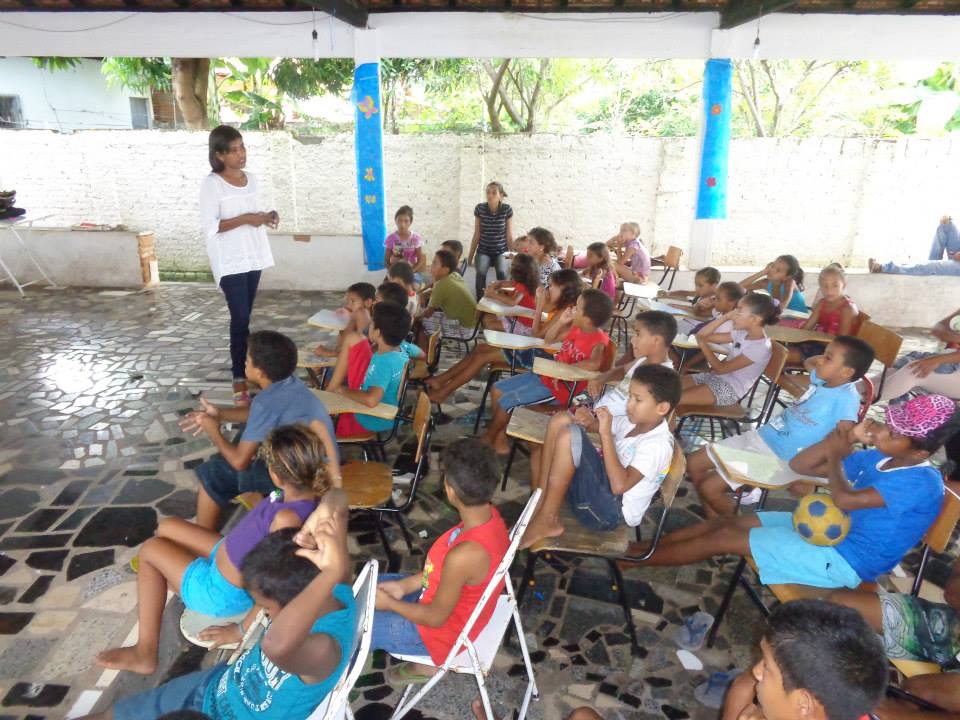 CREAS realiza palestra preventiva para crianças e adolescentes