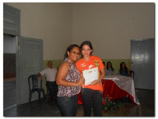 Solenidade de entrega de Certificados dos cursos de Auxiliar de Recursos Humanos, Vendedor, Manicure Pedicure e Salgadeiro  - Imagem 38